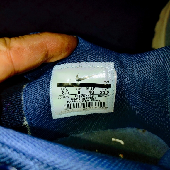 Nike Air Max - Picture 4 of 5